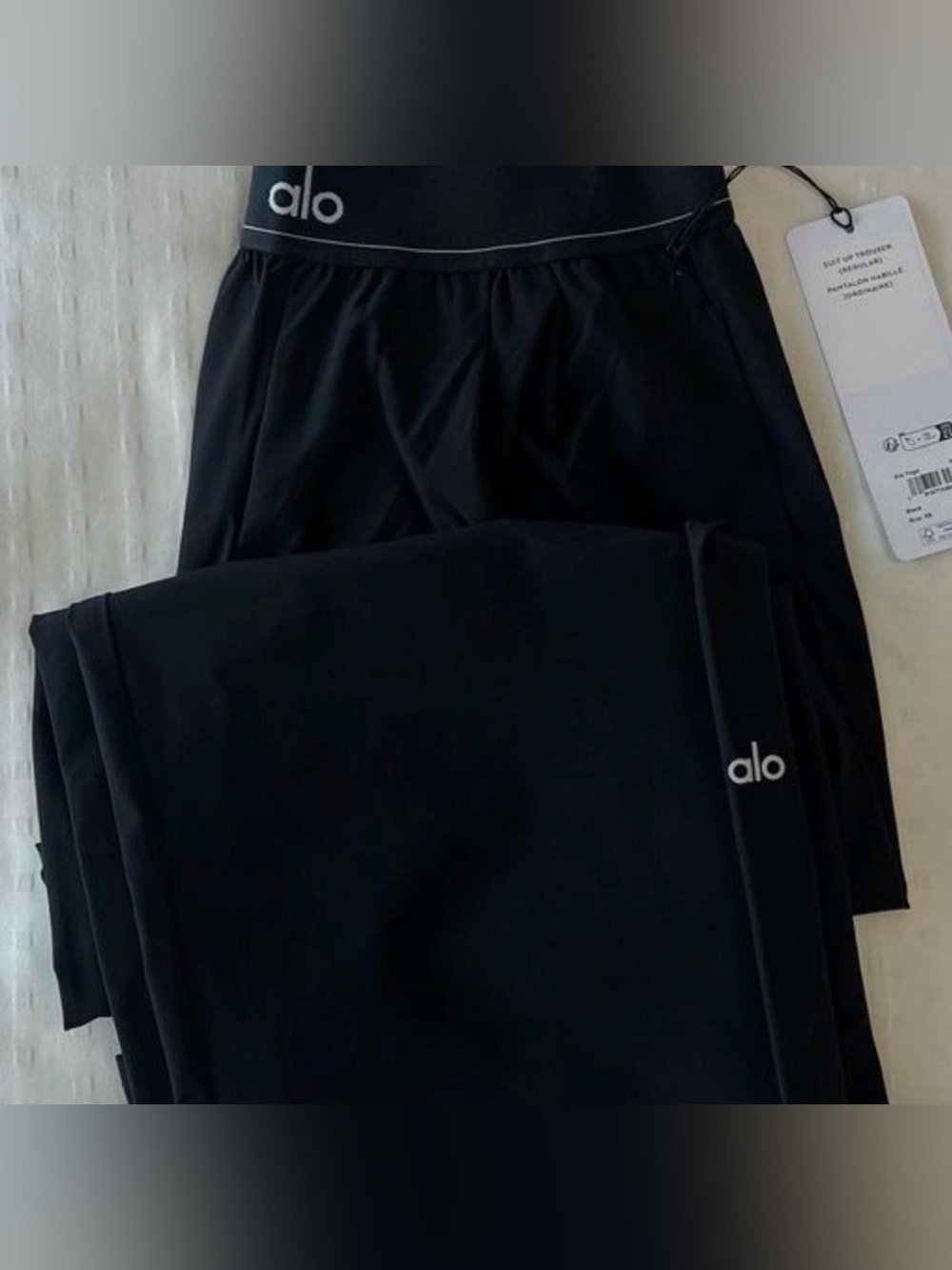 ALO Yoga Black Performance Joggers
